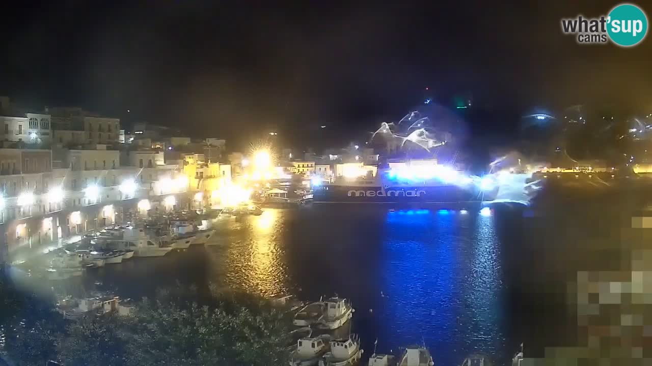 Otok Ponza web kamera Luka