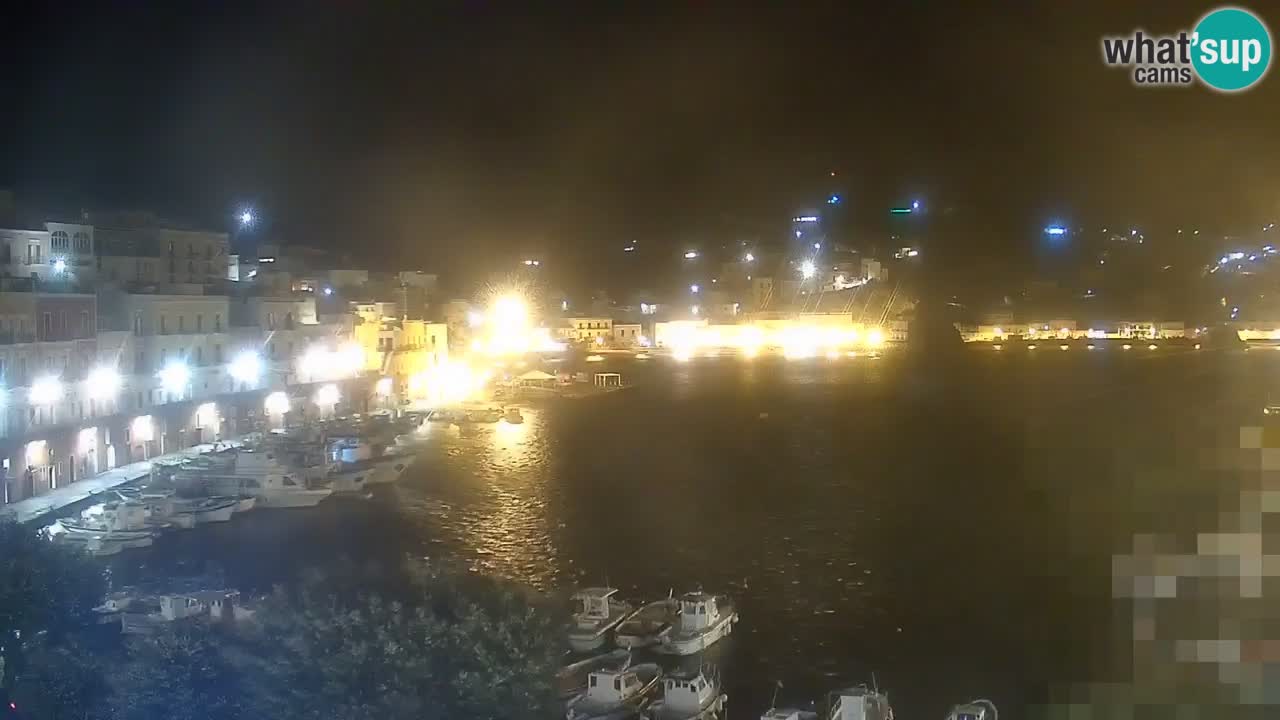 Island of Ponza livecam – the port webcam live