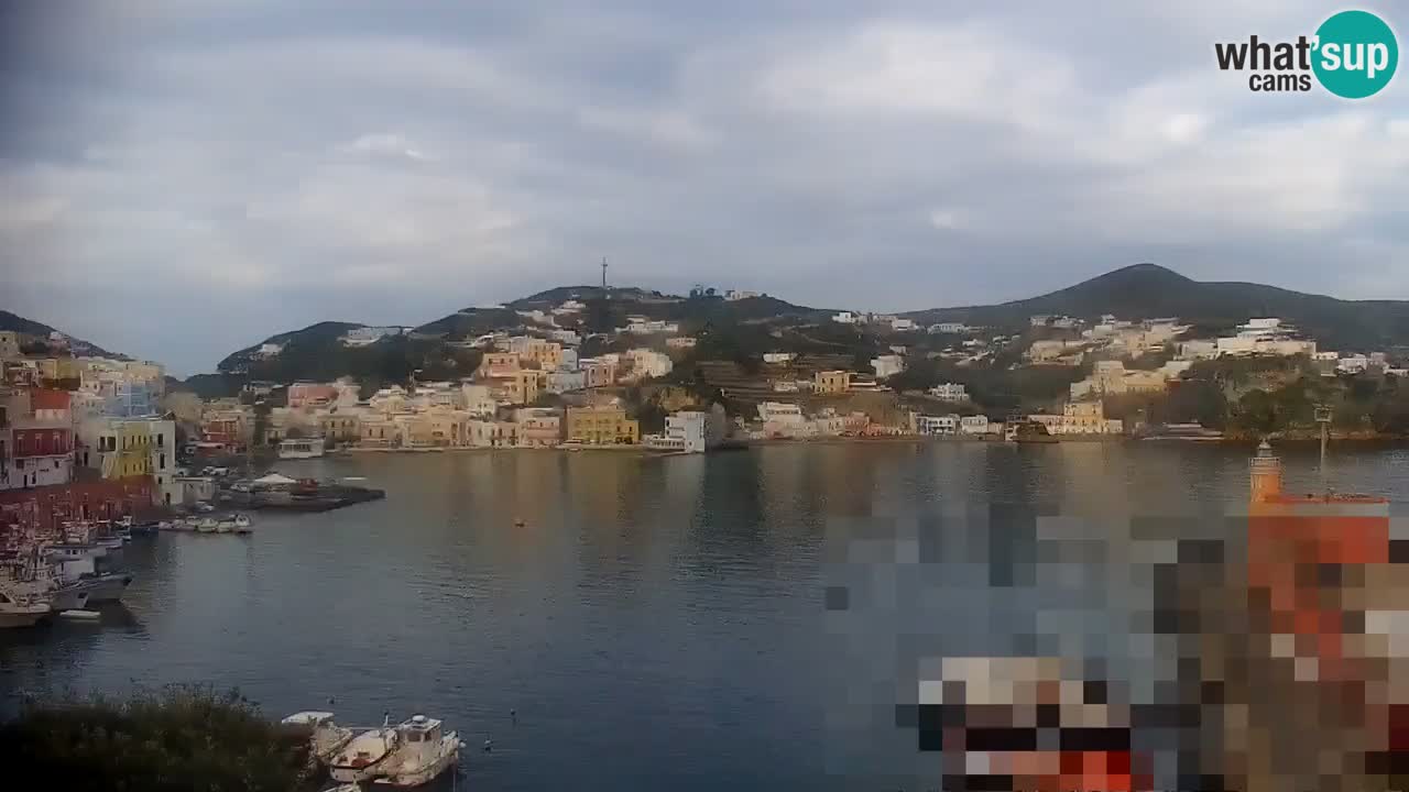 Otok Ponza kamera Pogled na pristanišče
