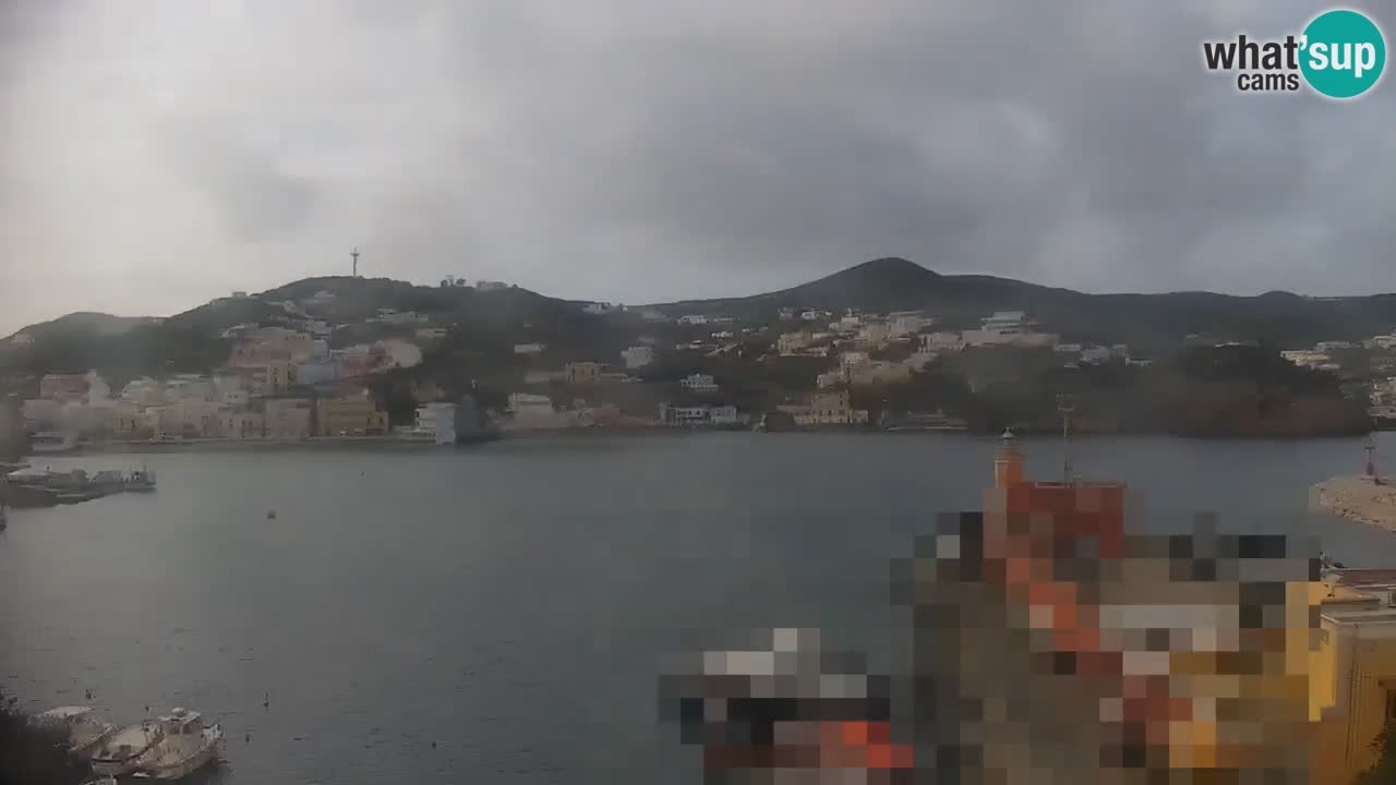 Island of Ponza livecam – the port webcam live