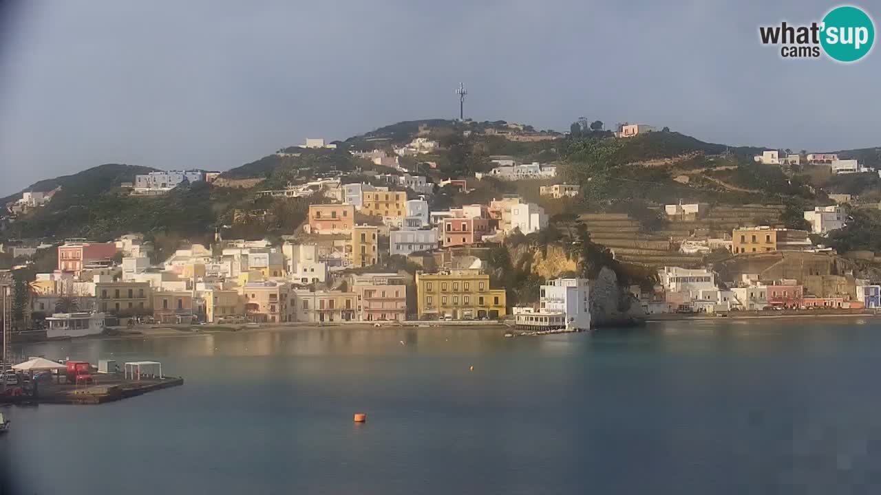 Otok Ponza kamera Pogled na pristanišče