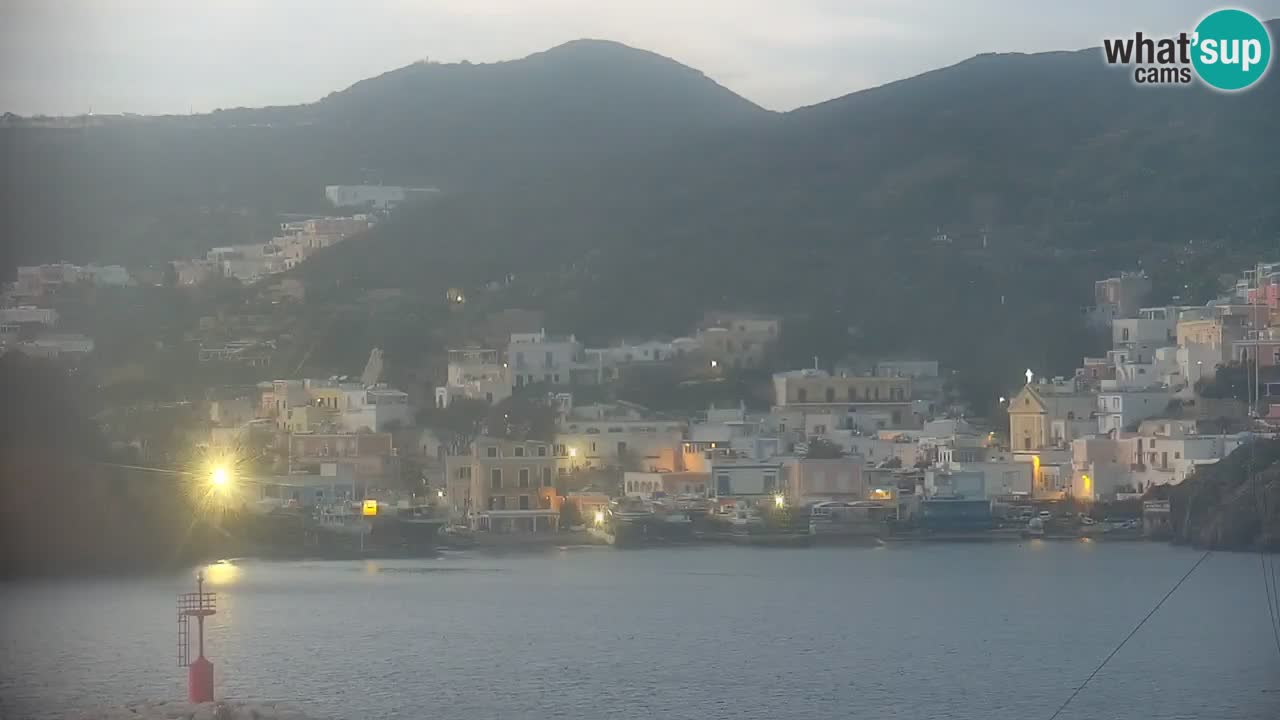 Otok Ponza kamera Pogled na pristanišče