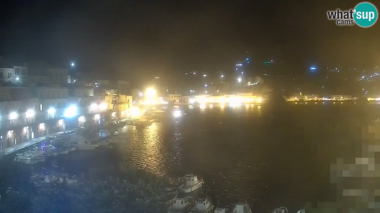 Island of Ponza livecam – the port webcam live