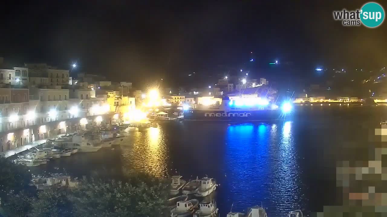 Otok Ponza web kamera Luka