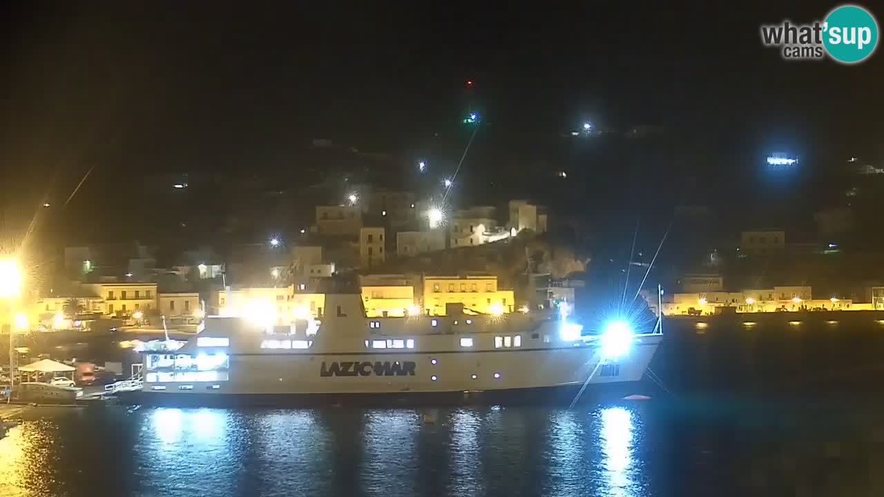 Island of Ponza livecam – the port webcam live
