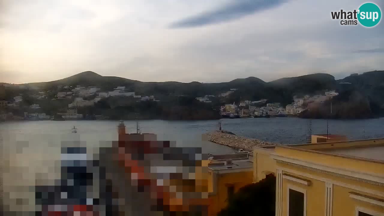 WEBCAM Ponza – Il Porto – Isola di Ponza