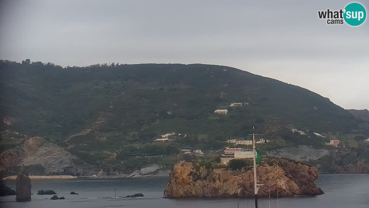 Island of Ponza livecam – the port webcam live