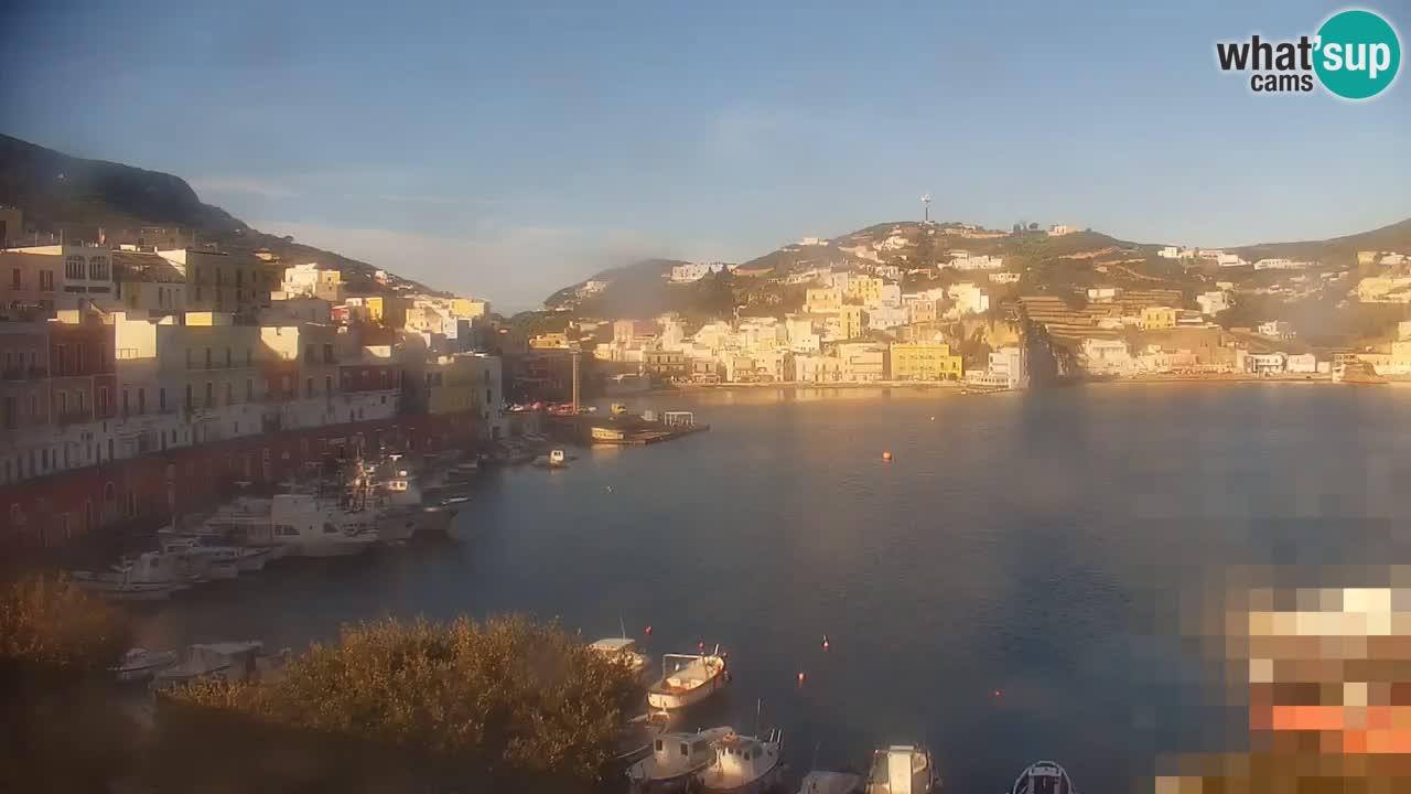 Otok Ponza web kamera Luka