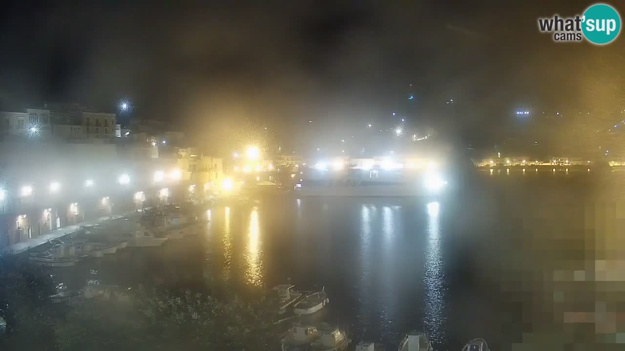 Insel Ponza webcam – Port