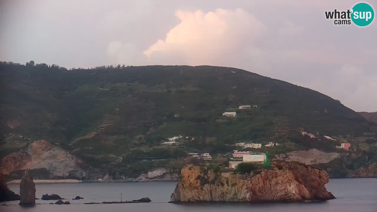 Otok Ponza web kamera Luka