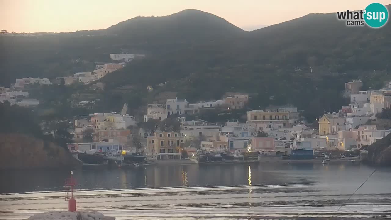Otok Ponza kamera Pogled na pristanišče