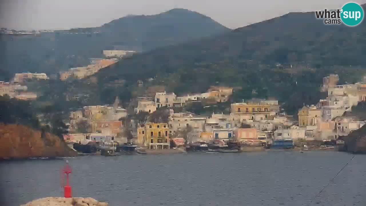 Otok Ponza kamera Pogled na pristanišče