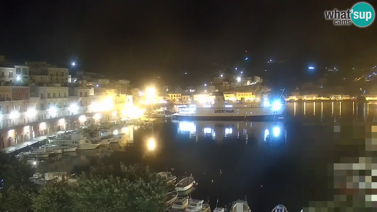 Island of Ponza livecam – the port webcam live