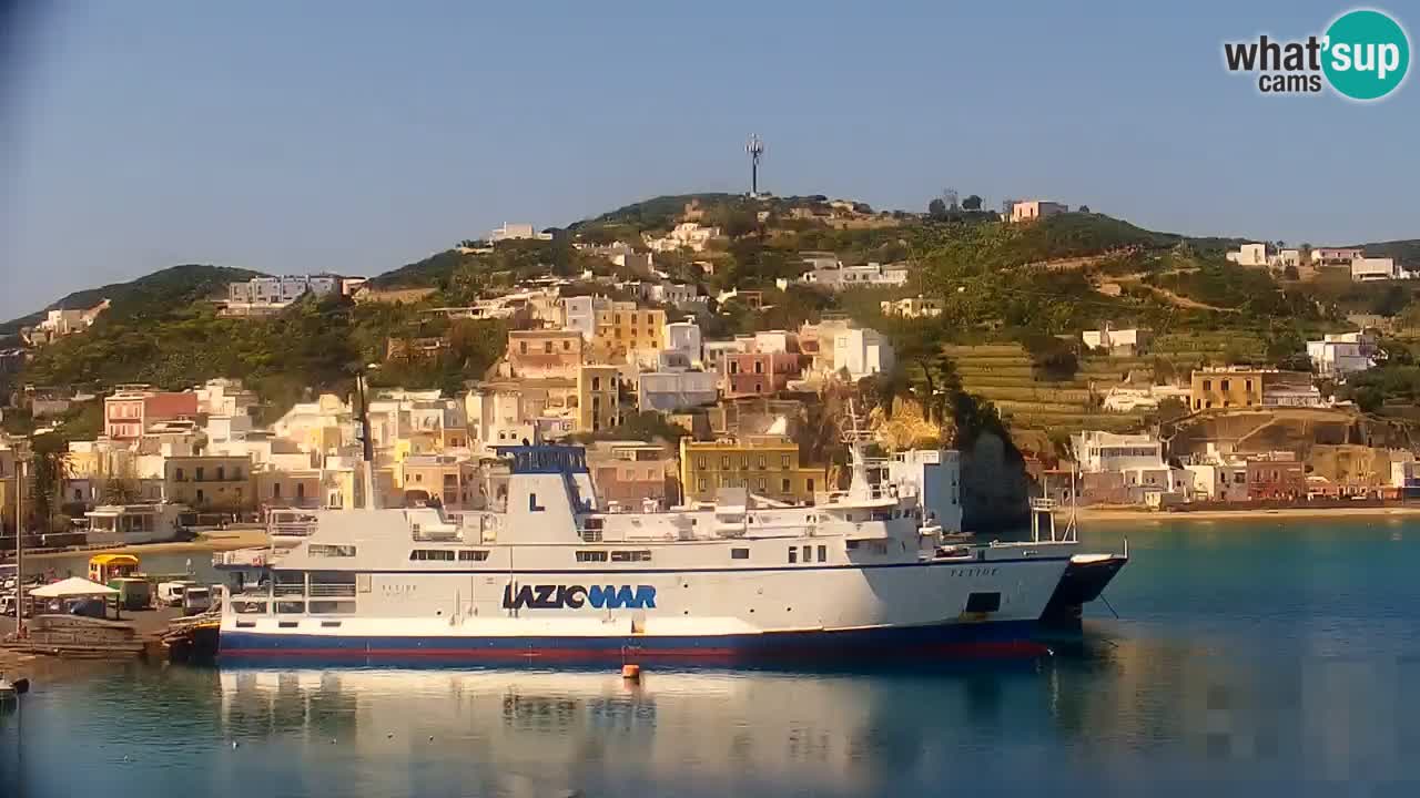 Insel Ponza webcam – Port