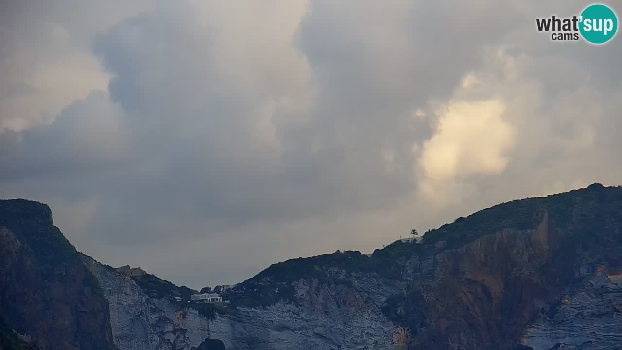 WEBCAM Ponza – Il Porto – Isola di Ponza
