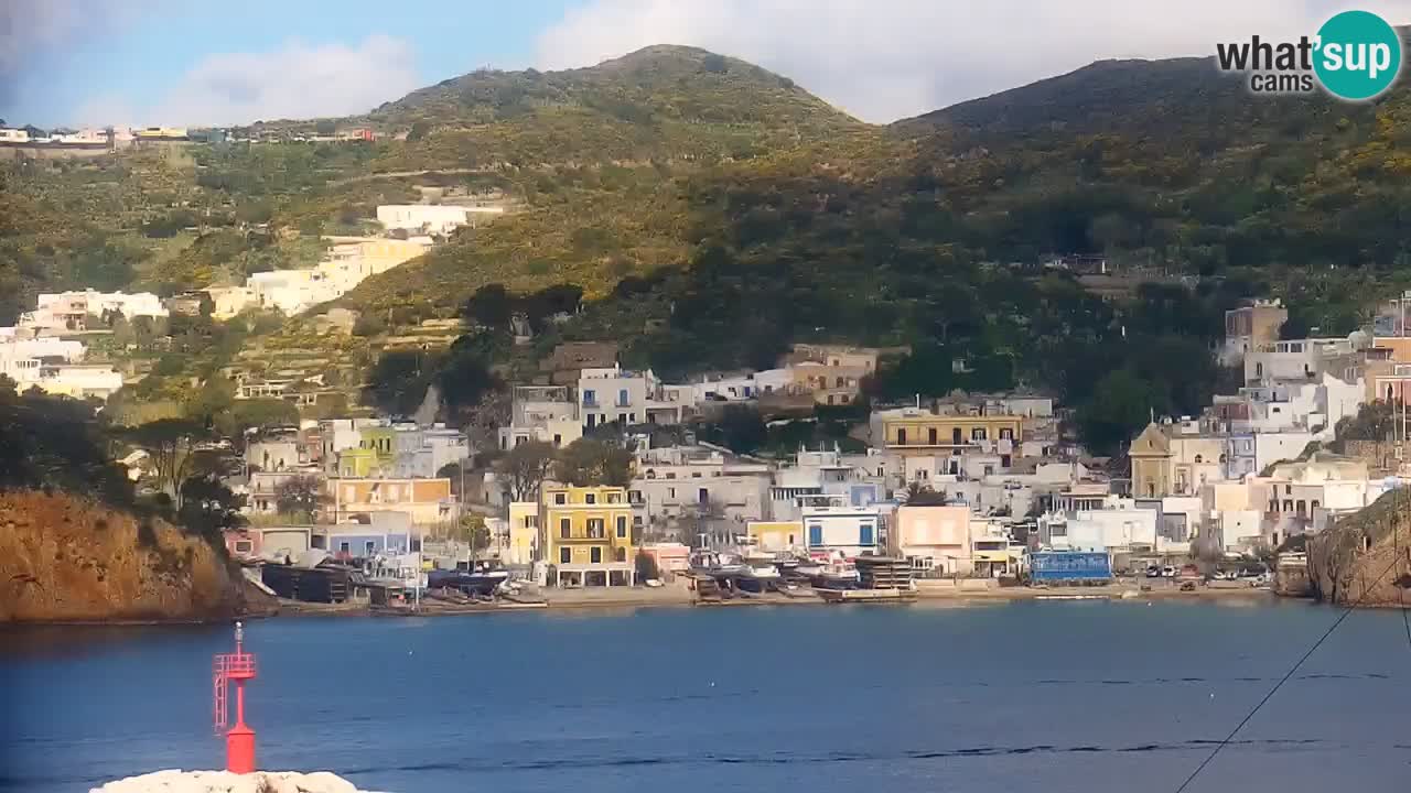 Island of Ponza livecam – the port webcam live