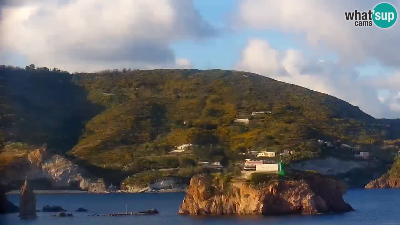 Otok Ponza web kamera Luka