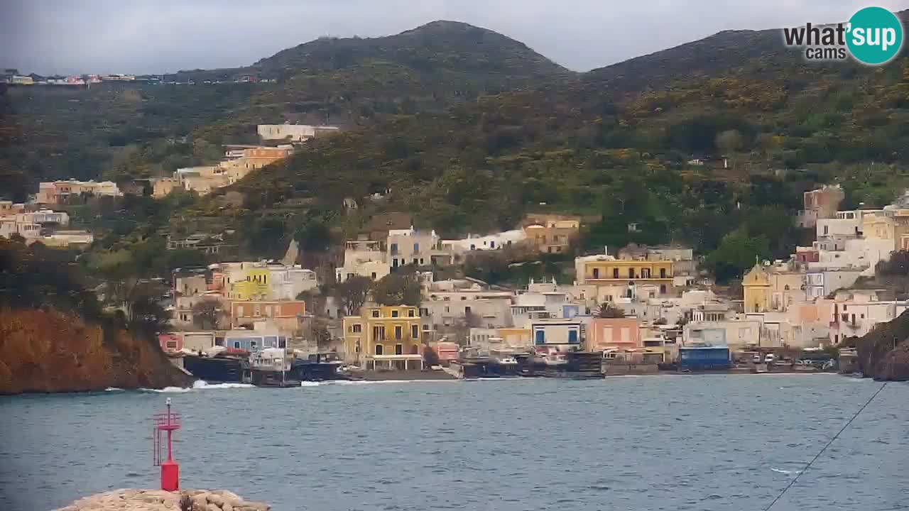 Island of Ponza livecam – the port webcam live