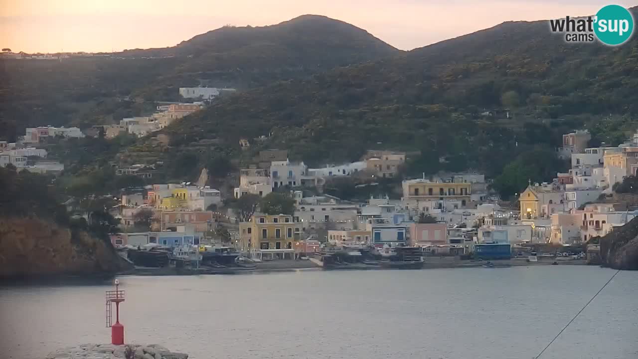 Otok Ponza web kamera Luka