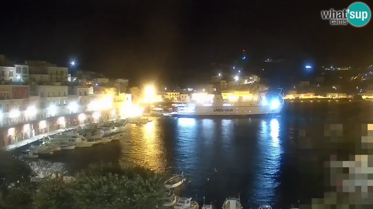 Otok Ponza web kamera Luka