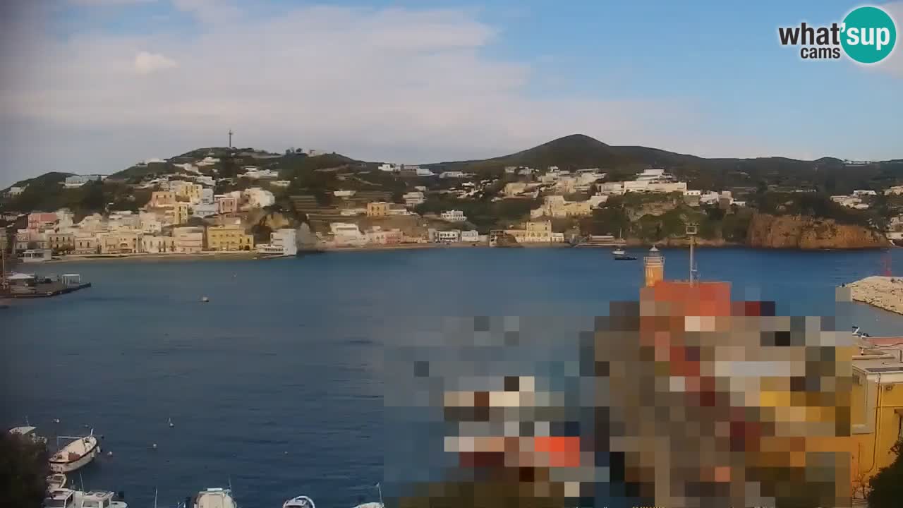 Island of Ponza livecam – the port webcam live