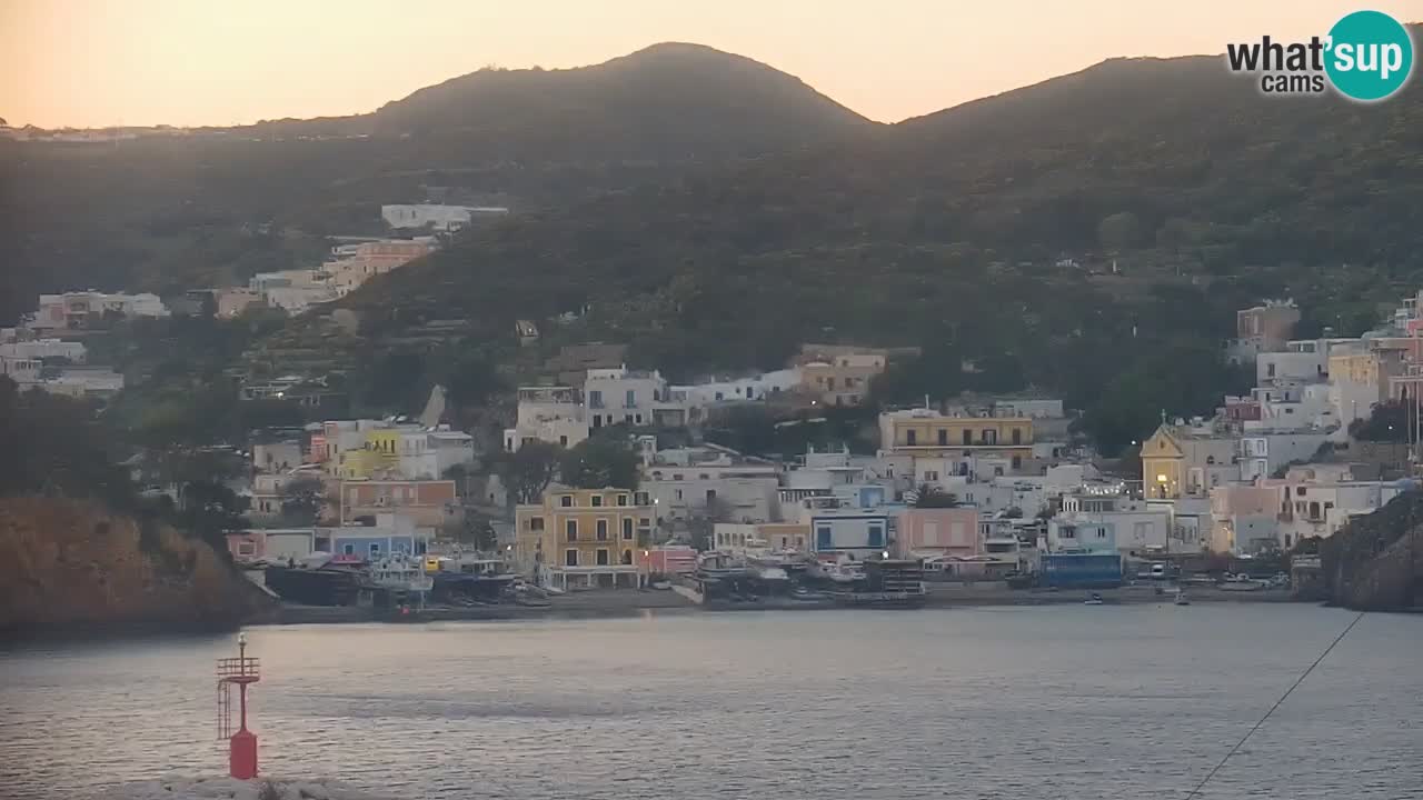 Otok Ponza kamera Pogled na pristanišče