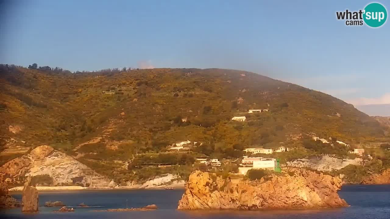 Otok Ponza web kamera Luka