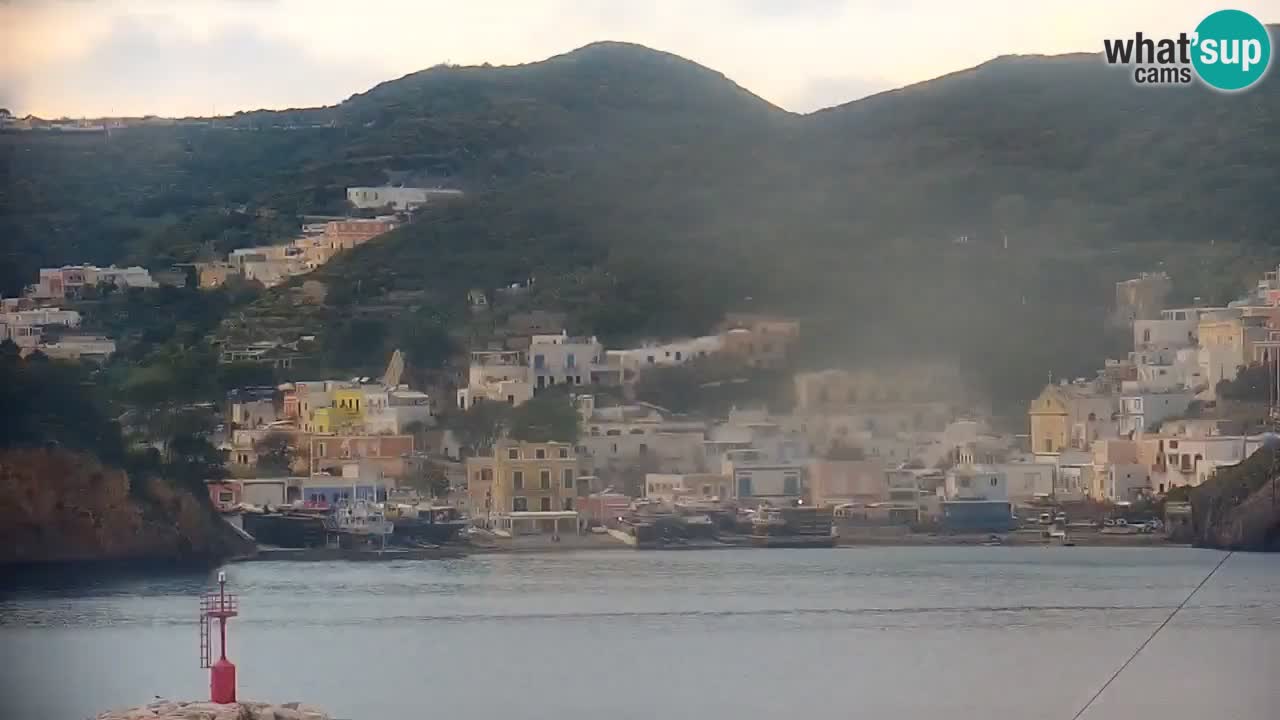 Otok Ponza kamera Pogled na pristanišče