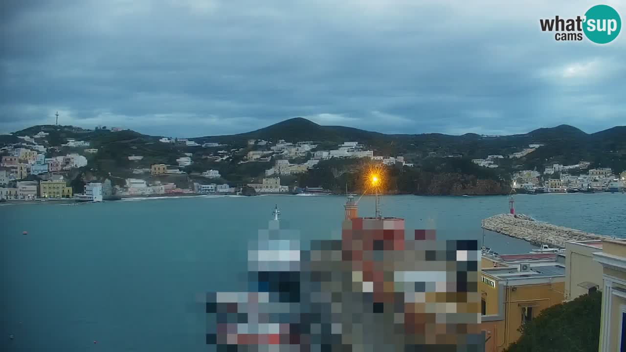 Island of Ponza livecam – the port webcam live