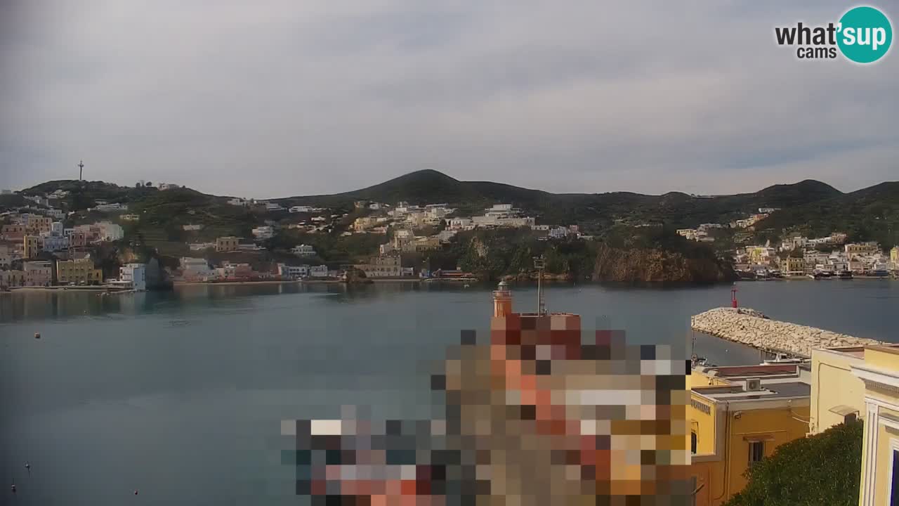 Island of Ponza livecam – the port webcam live