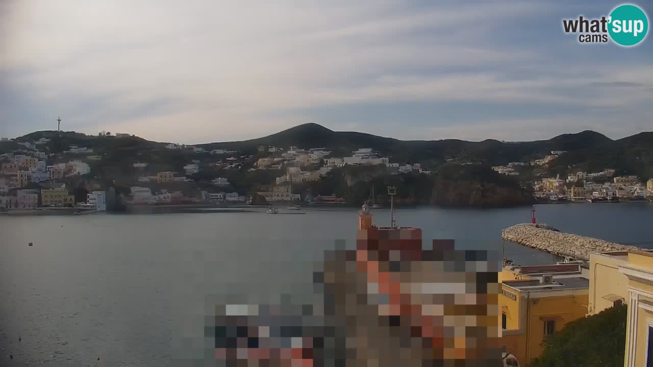 Otok Ponza web kamera Luka