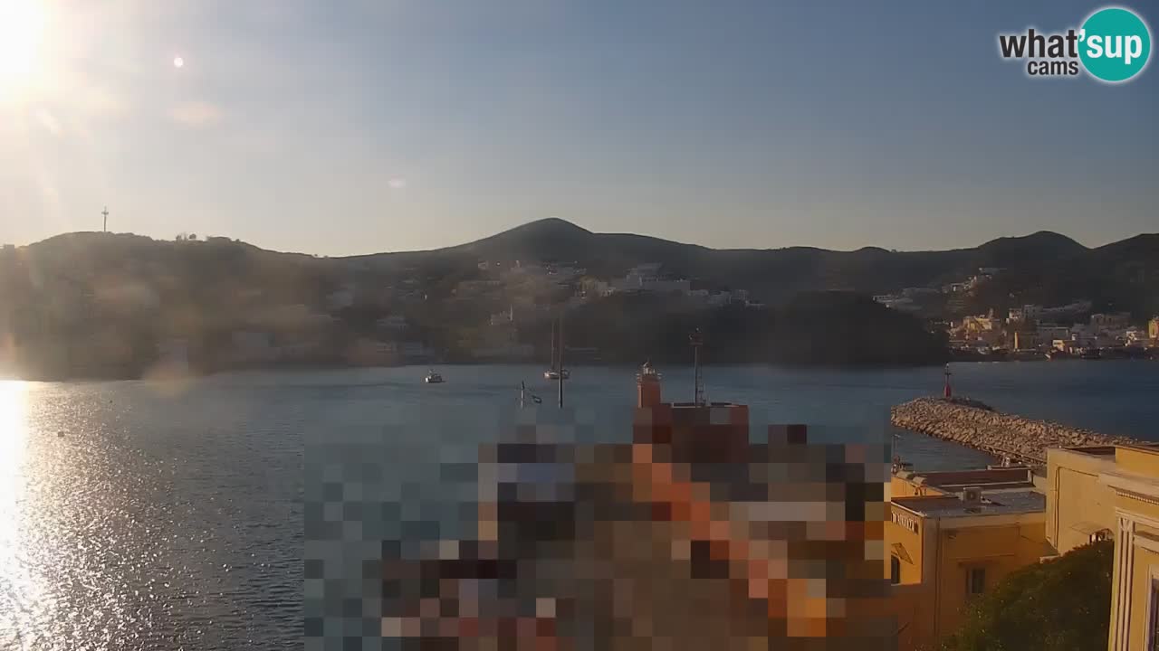 Otok Ponza web kamera Luka