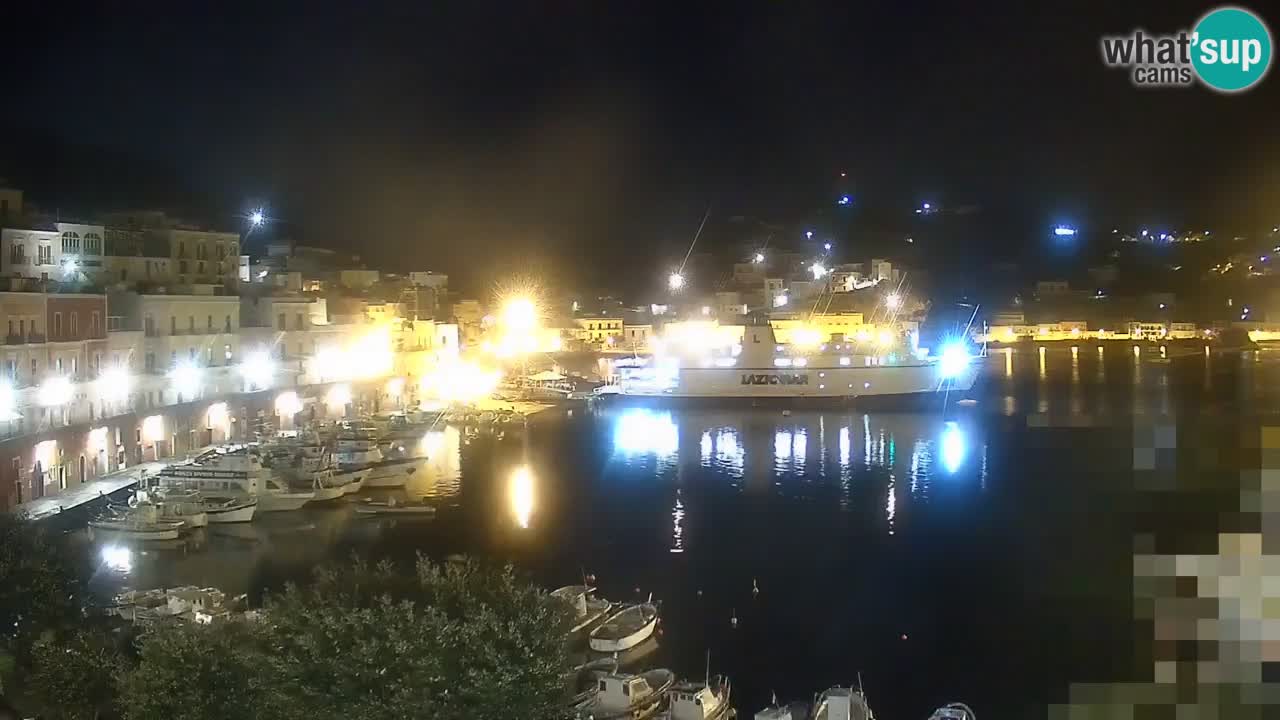 Otok Ponza web kamera Luka