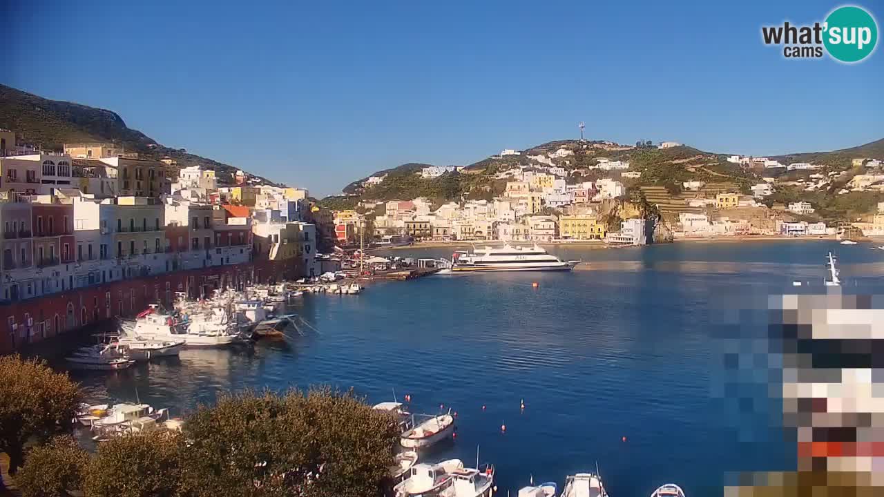 Otok Ponza web kamera Luka