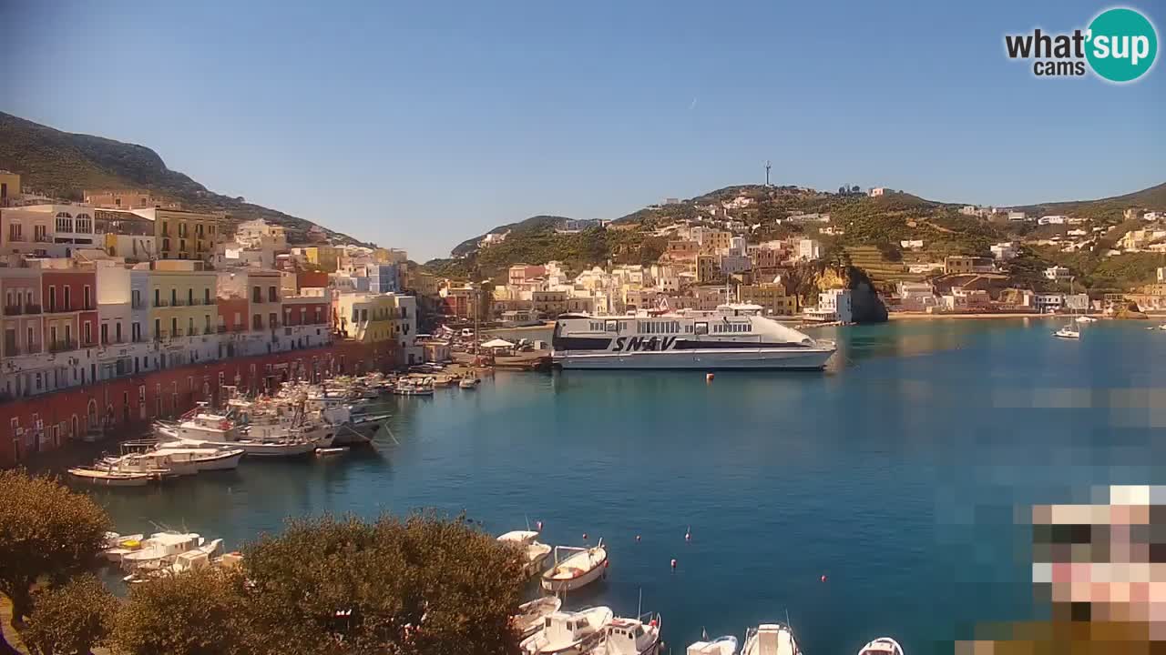 Insel Ponza webcam – Port