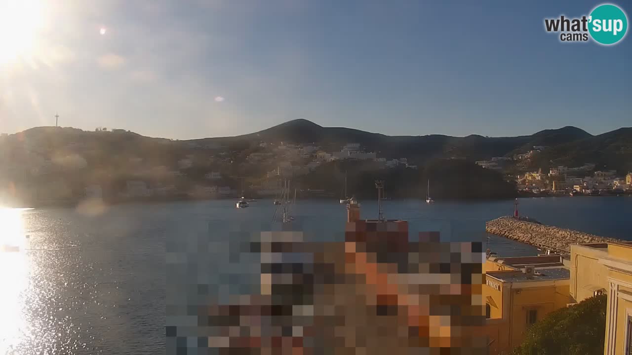 Island of Ponza livecam – the port webcam live