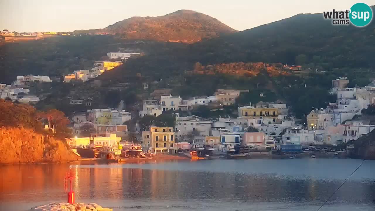 Otok Ponza web kamera Luka