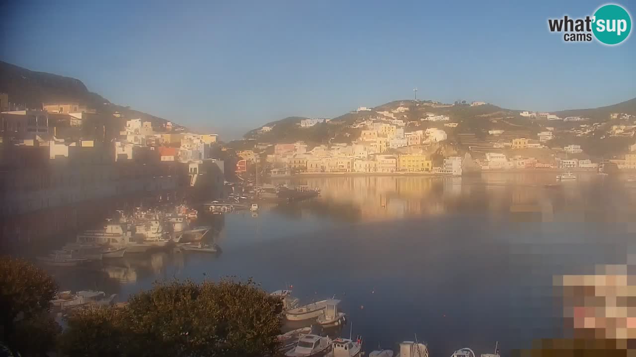 Otok Ponza web kamera Luka