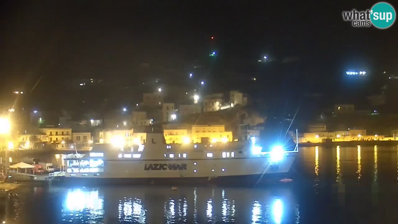 Island of Ponza livecam – the port webcam live