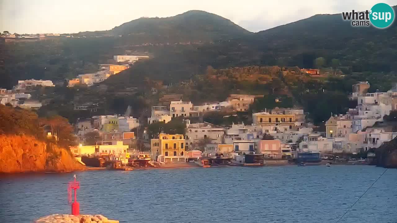 Otok Ponza web kamera Luka
