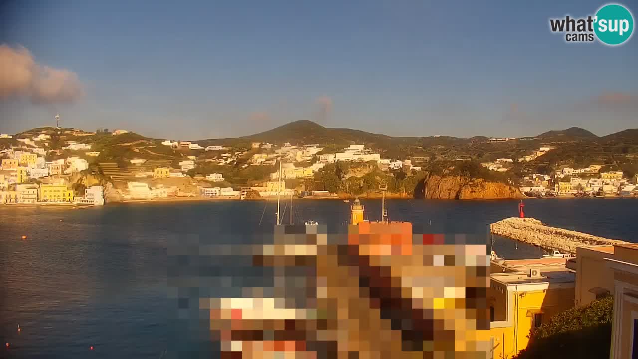 Island of Ponza livecam – the port webcam live