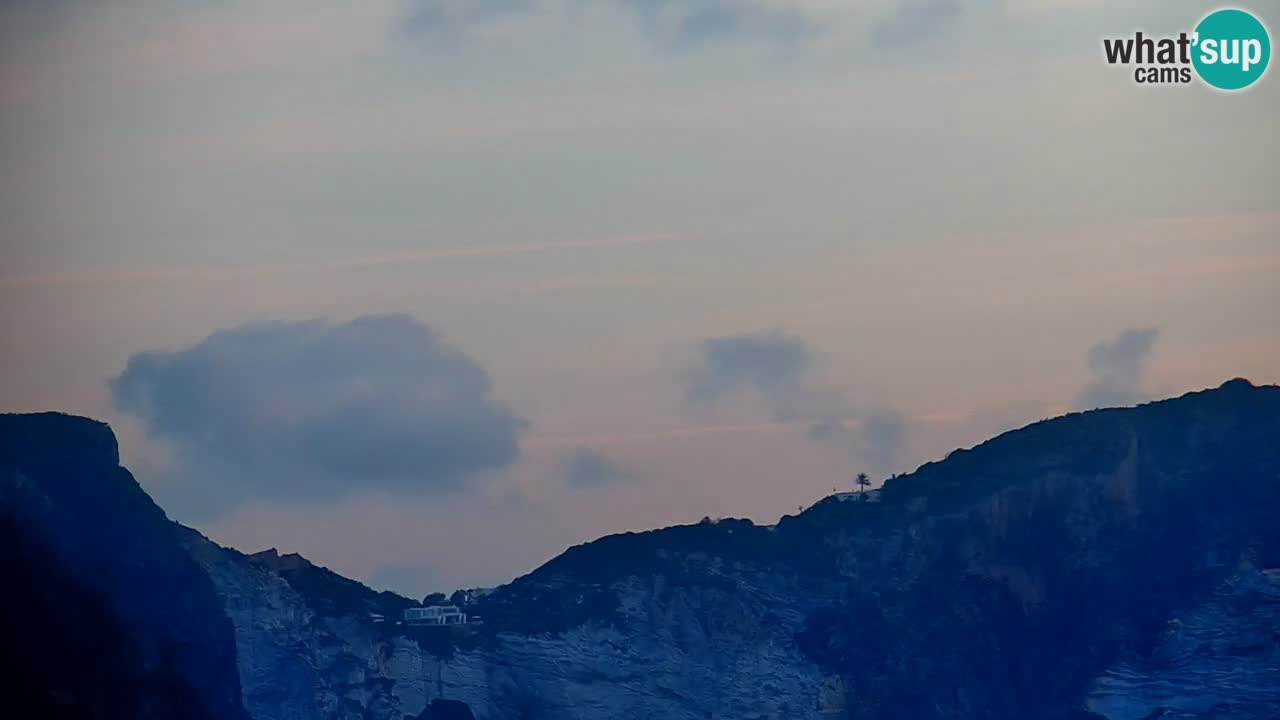 Otok Ponza web kamera Luka