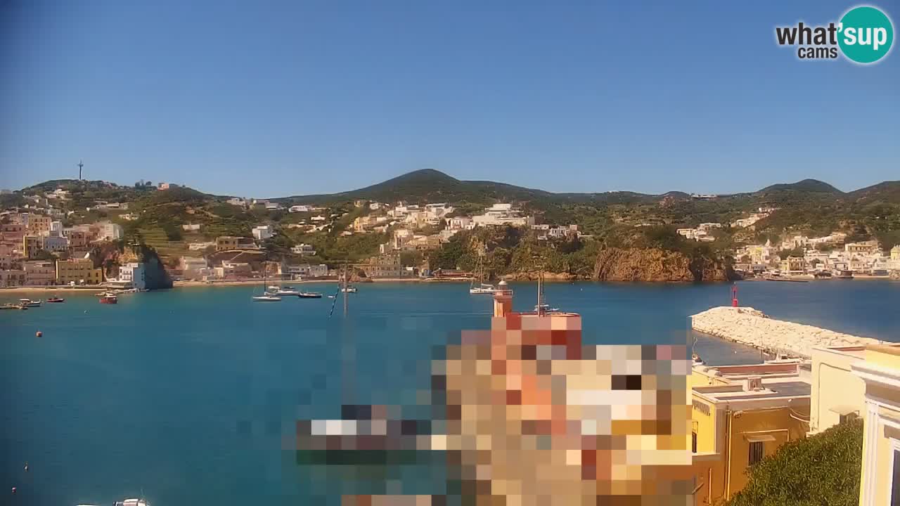 Island of Ponza livecam – the port webcam live