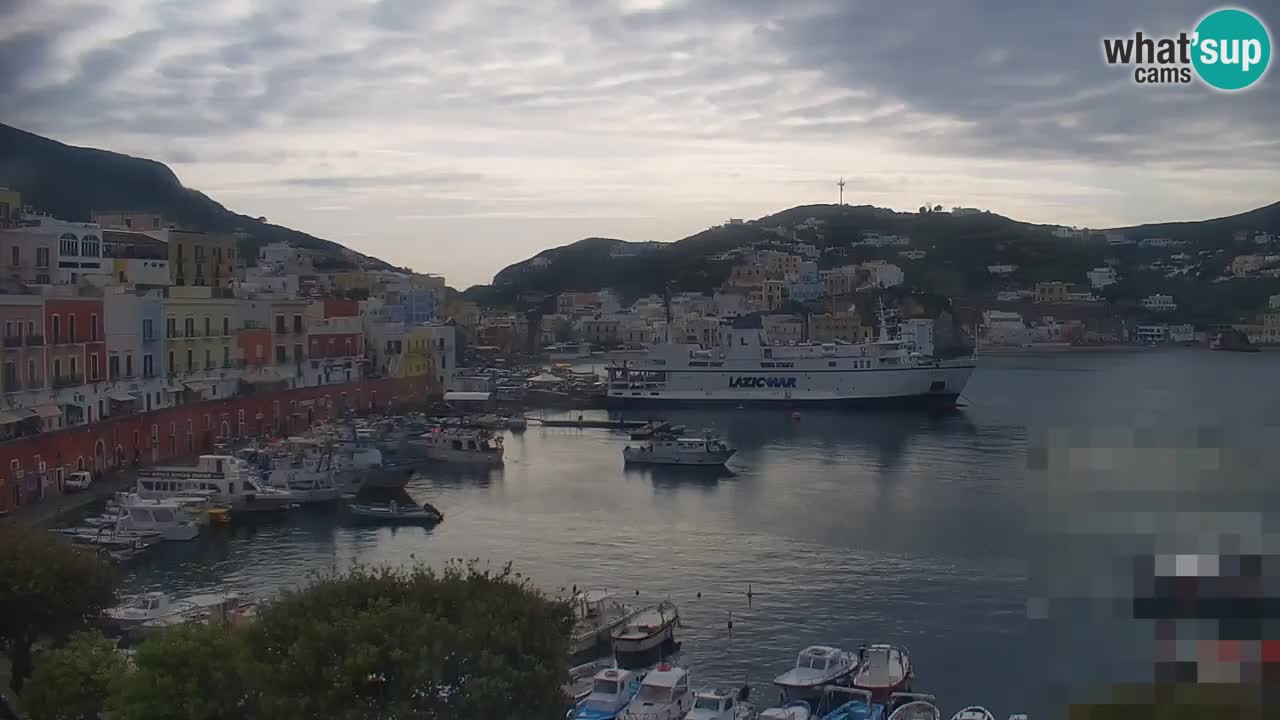Otok Ponza kamera Pogled na pristanišče