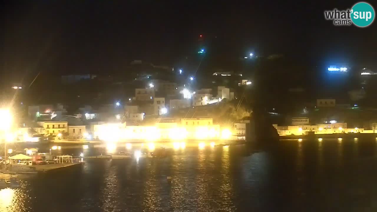 Island of Ponza livecam – the port webcam live