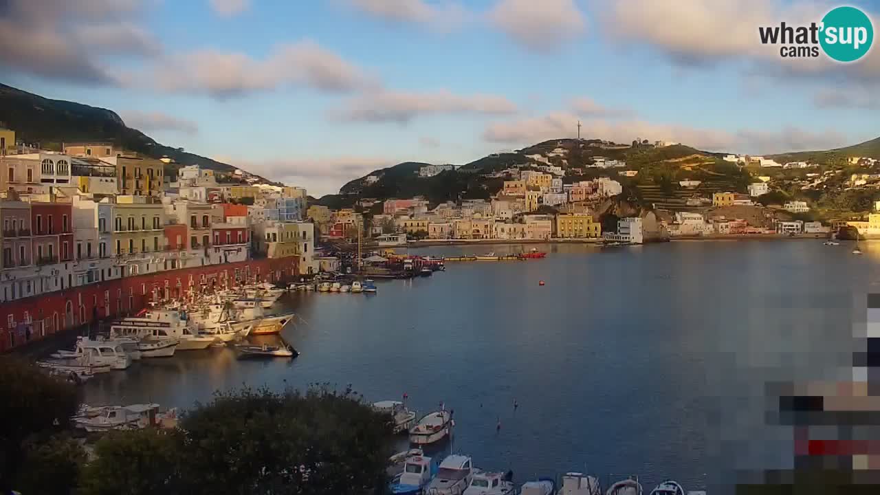 Otok Ponza web kamera Luka