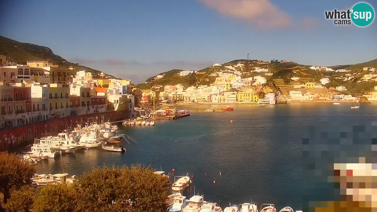 Otok Ponza web kamera Luka