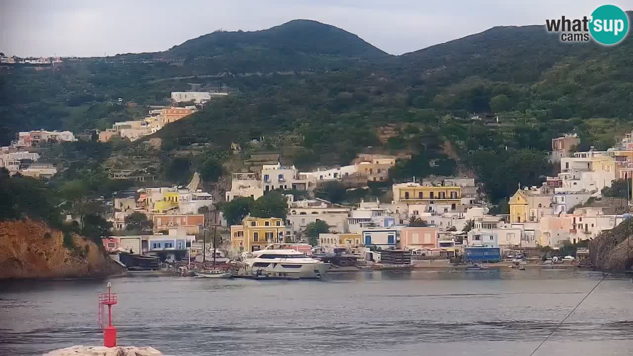 Isla de Ponza – puerto