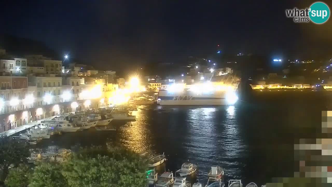 Insel Ponza webcam – Port