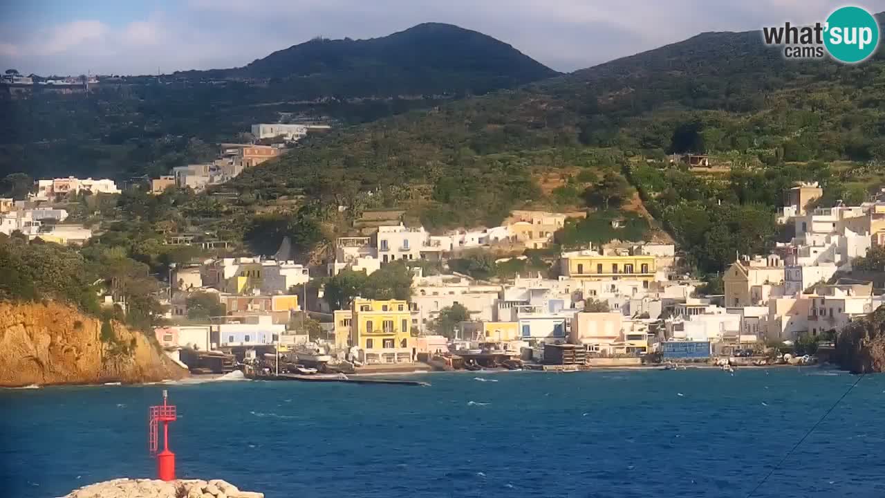 Isla de Ponza – puerto